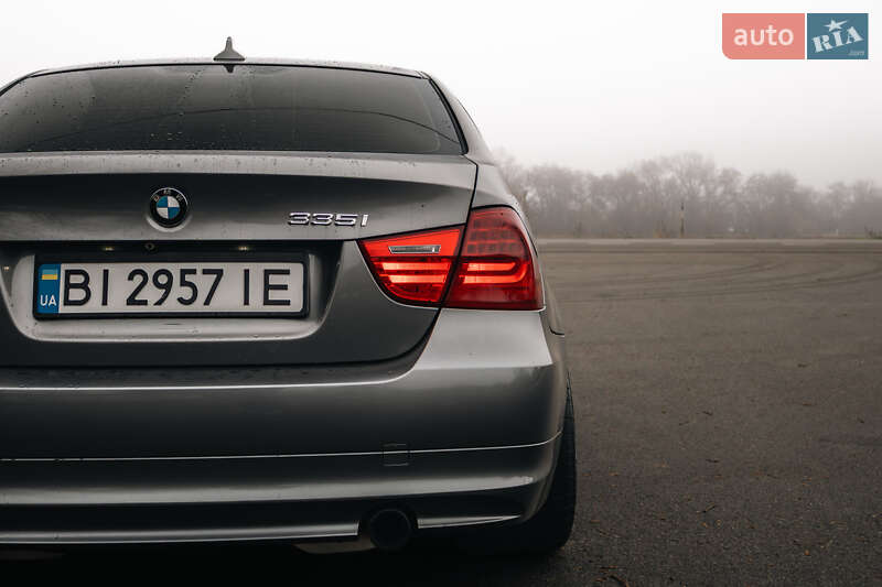 Седан BMW 3 Series 2009 в Кременчуге фото 8 Седан BMW 3 Series 2009 в Кременчуге