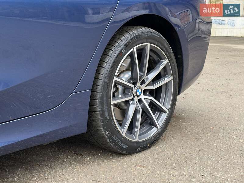Седан BMW 3 Series 2021 в Ивано-Франковске