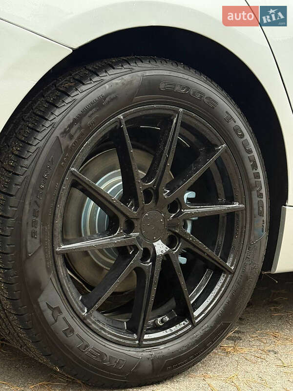 Седан BMW 3 Series 2014 в Харькове фото 17 Седан BMW 3 Series 2014 в Харькове