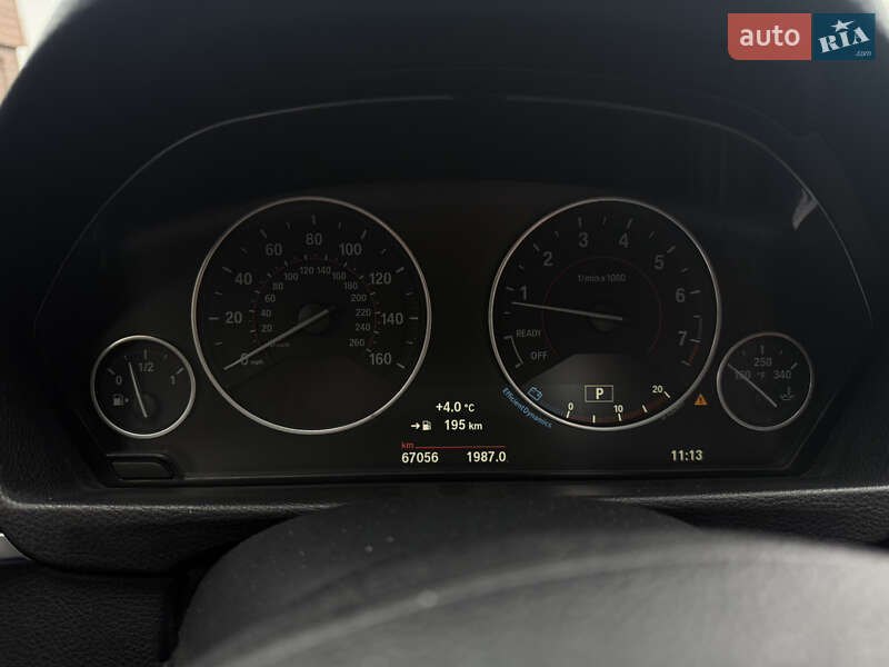 Седан BMW 3 Series 2016 в Києві