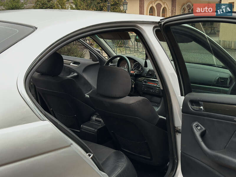 Седан BMW 3 Series 2000 в Жовкві