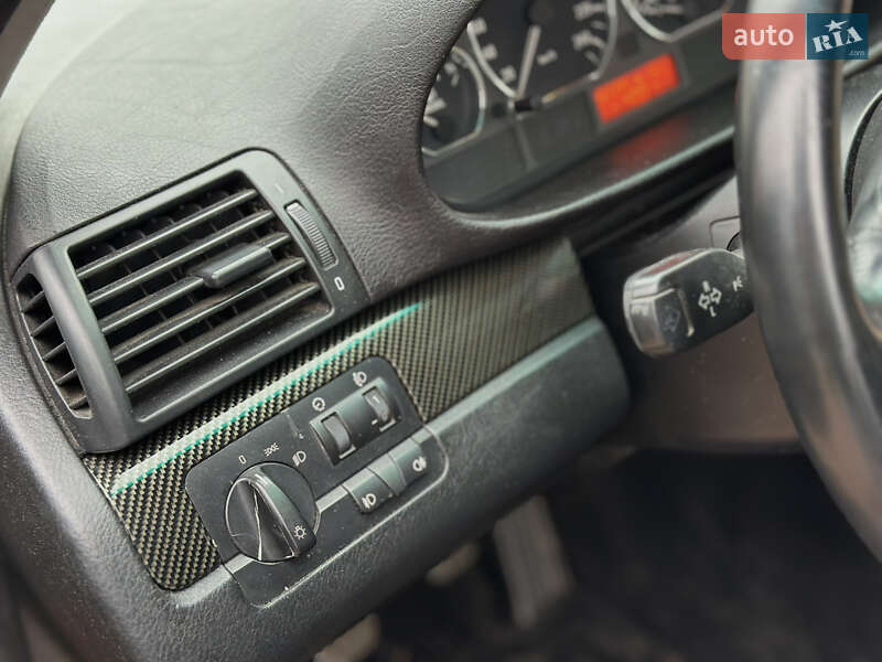 Седан BMW 3 Series 2000 в Жовкві