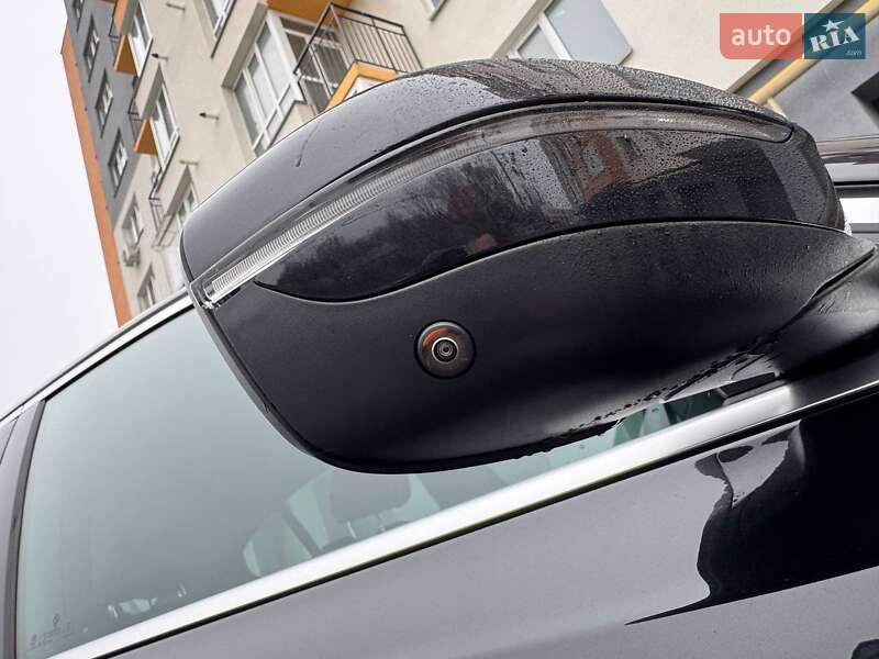 Седан BMW 3 Series 2024 в Виннице