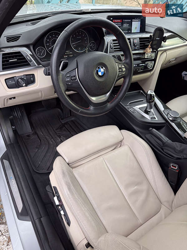 Седан BMW 3 Series 2018 в Одесі