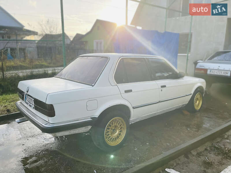 Седан BMW 3 Series 1987 в Виноградове фото 3 Седан BMW 3 Series 1987 в Виноградове