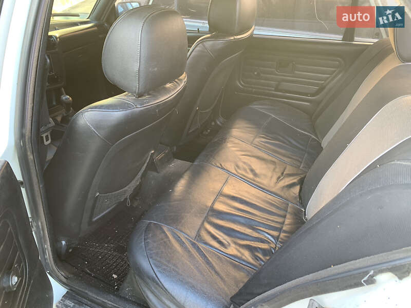 Седан BMW 3 Series 1987 в Виноградове фото 9 Седан BMW 3 Series 1987 в Виноградове