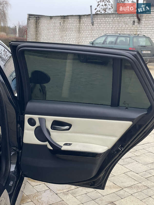 Универсал BMW 3 Series 2005 в Кременчуге