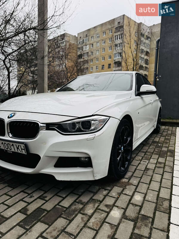 Седан BMW 3 Series 2013 в Львове