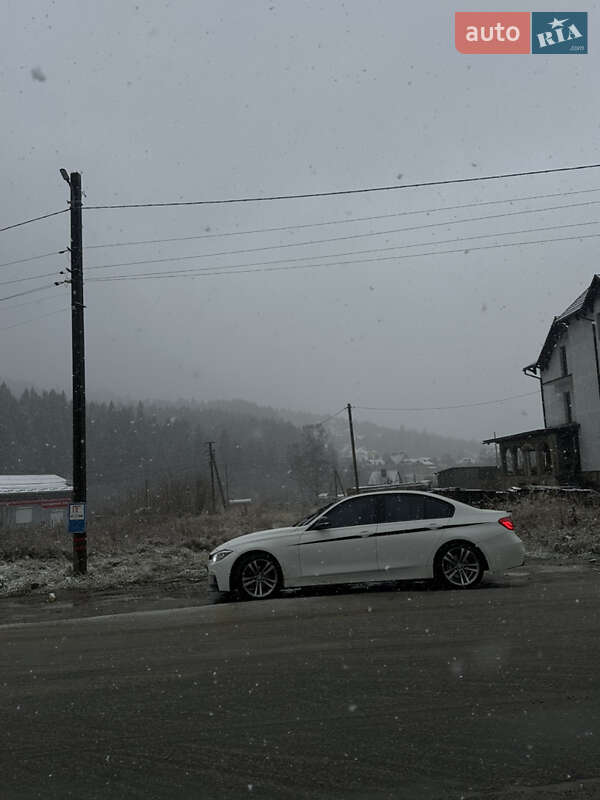 Седан BMW 3 Series 2015 в Львове