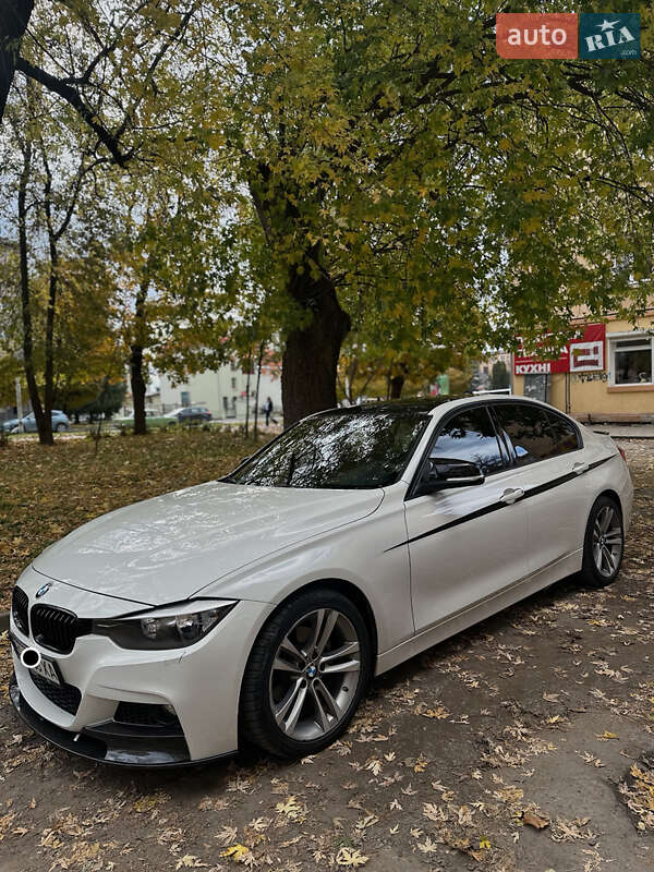 Седан BMW 3 Series 2015 в Львове