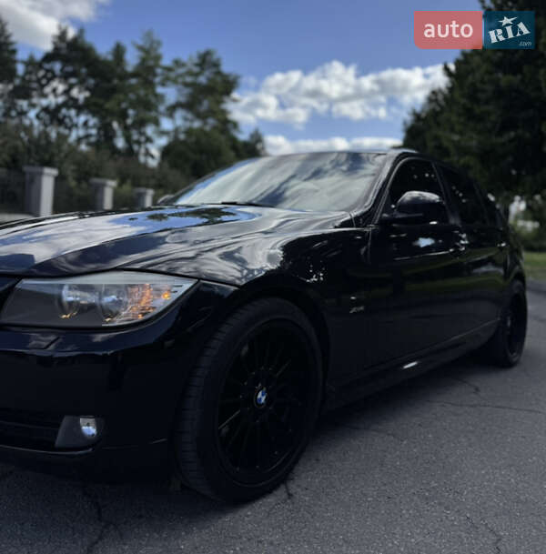 Седан BMW 3 Series 2011 в Днепре