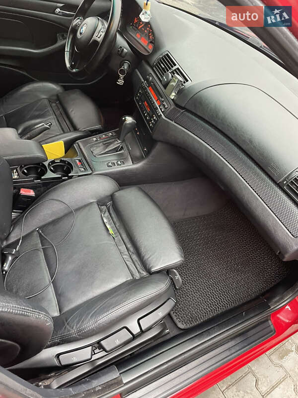 Седан BMW 3 Series 2002 в Киеве