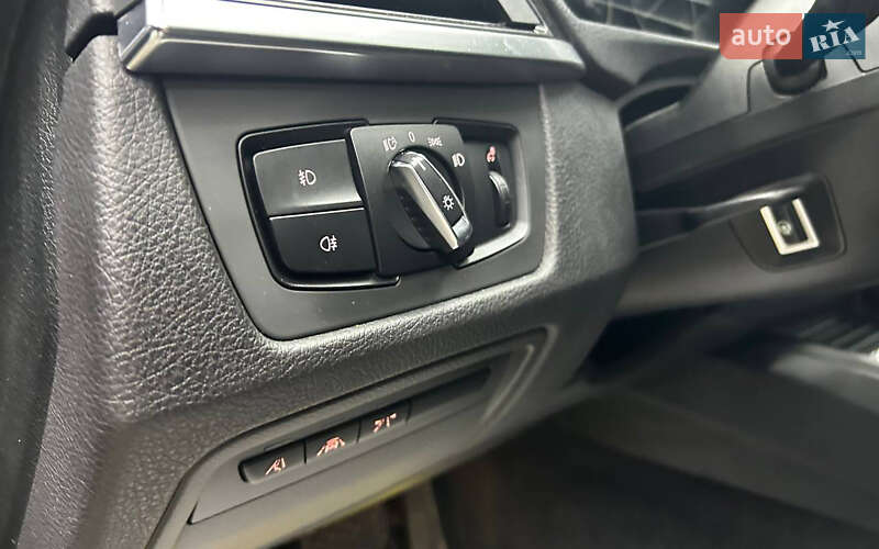 Седан BMW 3 Series 2016 в Черновцах фото 14 Седан BMW 3 Series 2016 в Черновцах