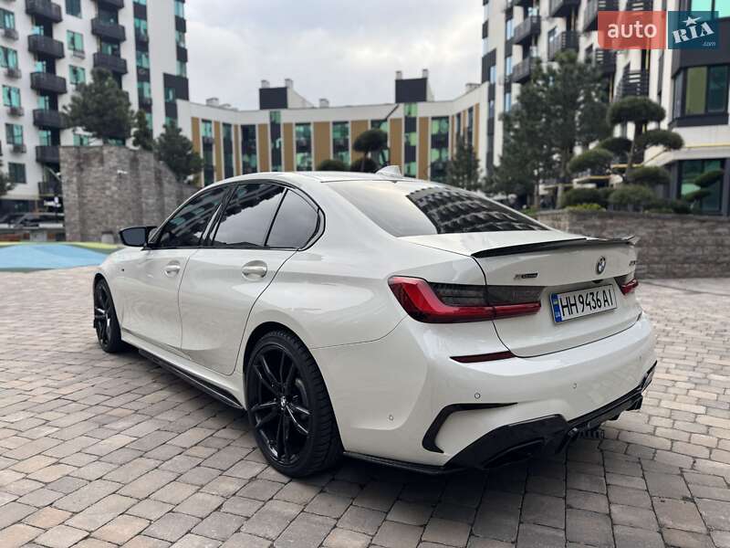 Седан BMW 3 Series 2019 в Киеве