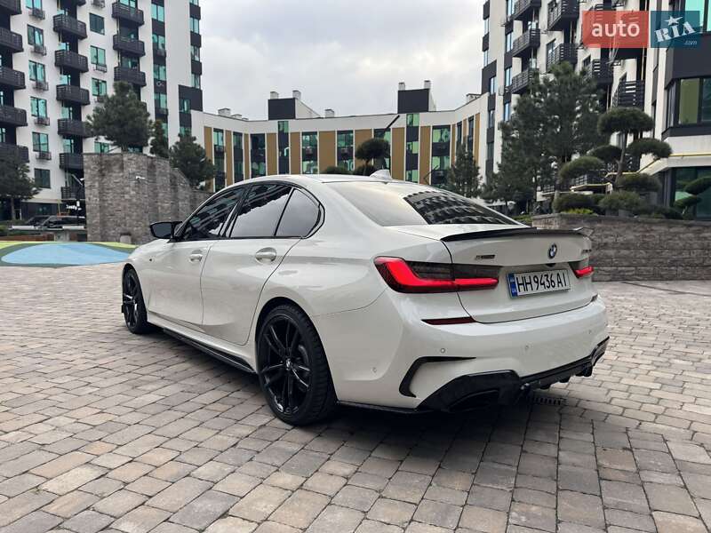 Седан BMW 3 Series 2019 в Киеве