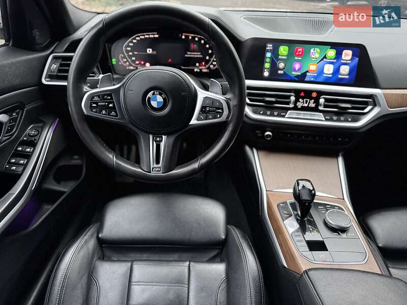 Седан BMW 3 Series 2019 в Киеве