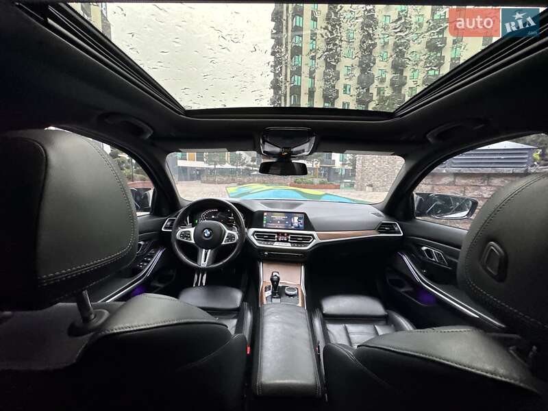 Седан BMW 3 Series 2019 в Киеве