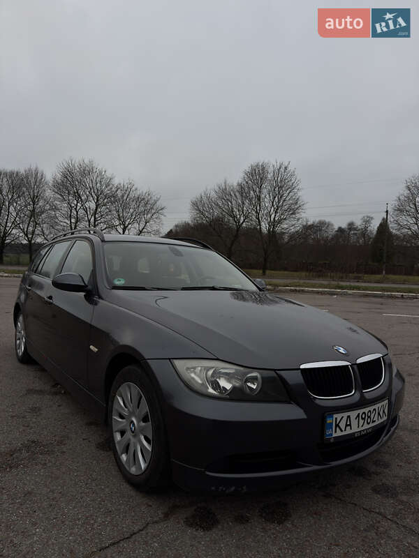 Универсал BMW 3 Series 2005 в Чернигове