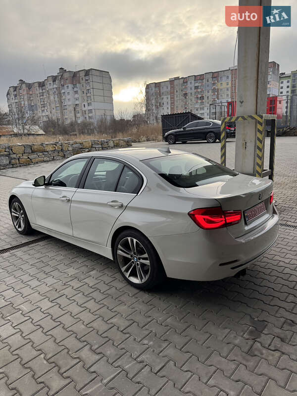 Седан BMW 3 Series 2017 в Брошневе-Осаде