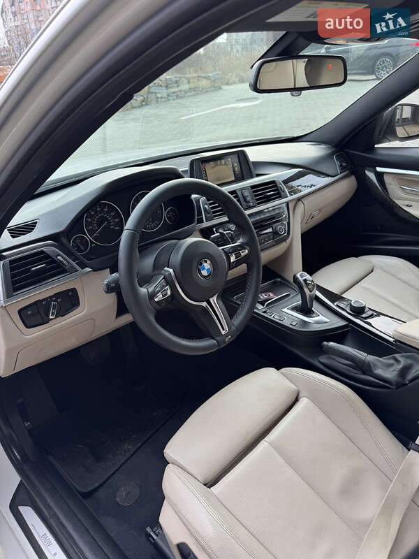 Седан BMW 3 Series 2017 в Брошневе-Осаде