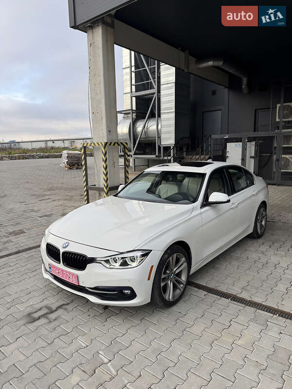 Седан BMW 3 Series 2017 в Брошневе-Осаде