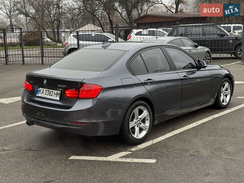 Седан BMW 3 Series 2013 в Киеве