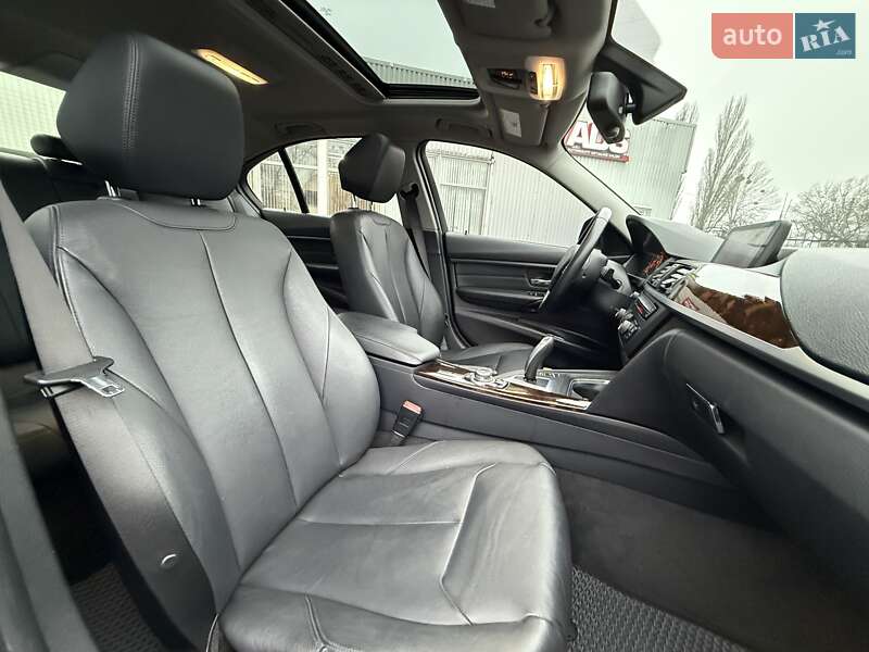 Седан BMW 3 Series 2013 в Киеве