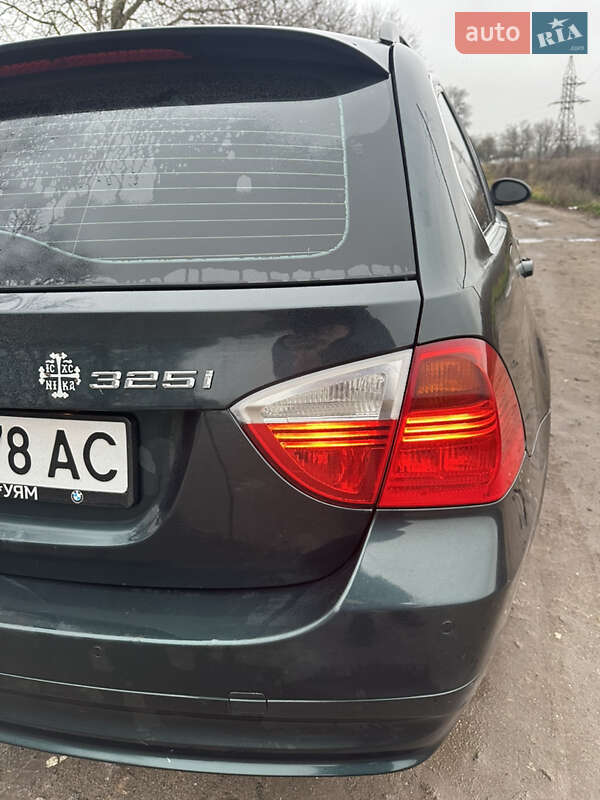 Универсал BMW 3 Series 2007 в Ладыжине