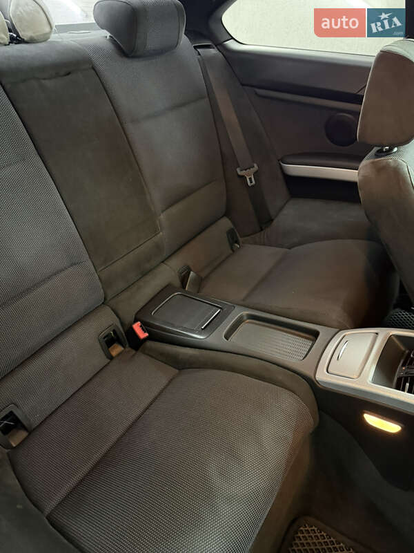 Купе BMW 3 Series 2007 в Черновцах
