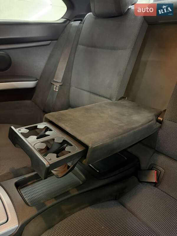 Купе BMW 3 Series 2007 в Черновцах