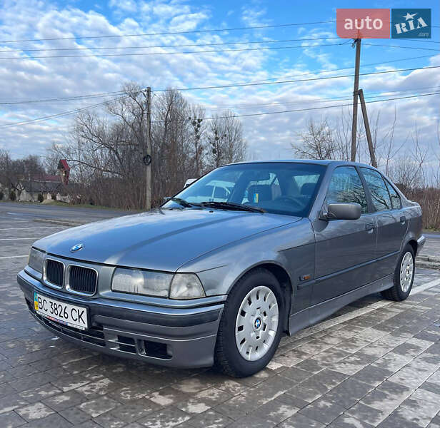 Седан BMW 3 Series 1995 в Львове фото 7 Седан BMW 3 Series 1995 в Львове