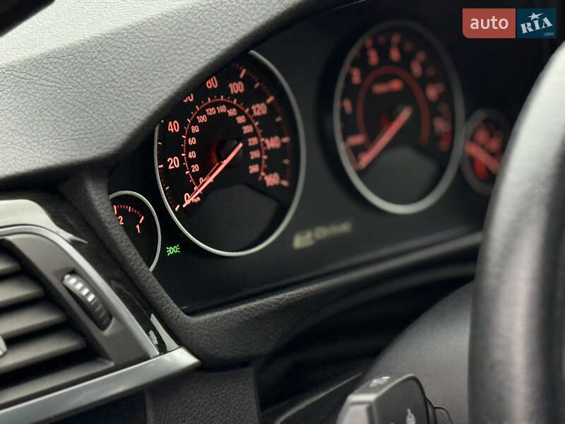 Седан BMW 3 Series 2017 в Ровно фото 16 Седан BMW 3 Series 2017 в Ровно