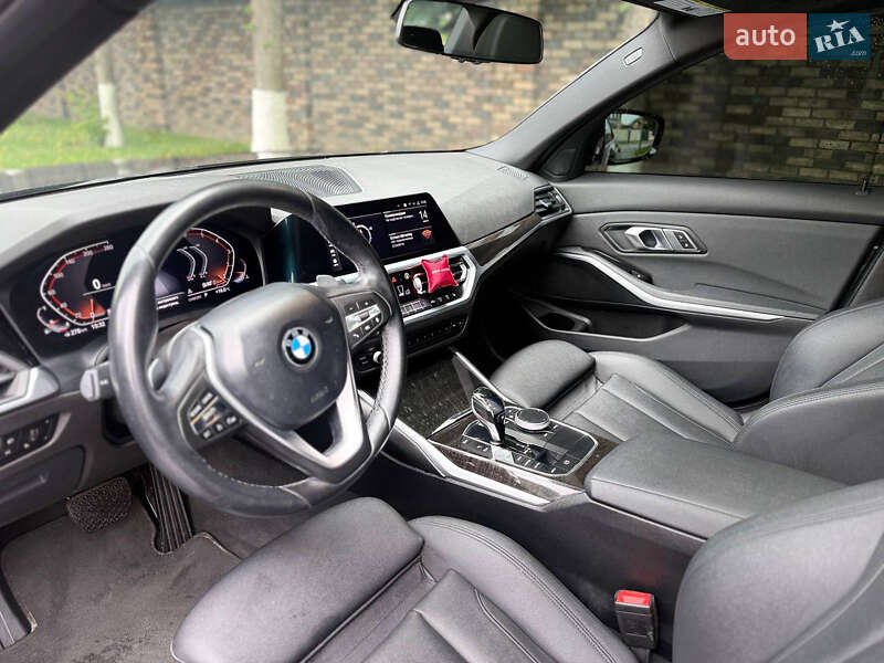 Седан BMW 3 Series 2019 в Києві