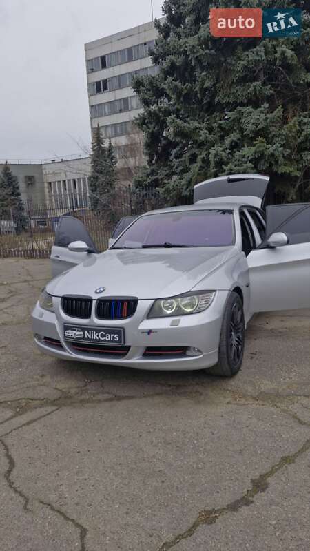 Универсал BMW 3 Series 2006 в Николаеве фото 3 Универсал BMW 3 Series 2006 в Николаеве