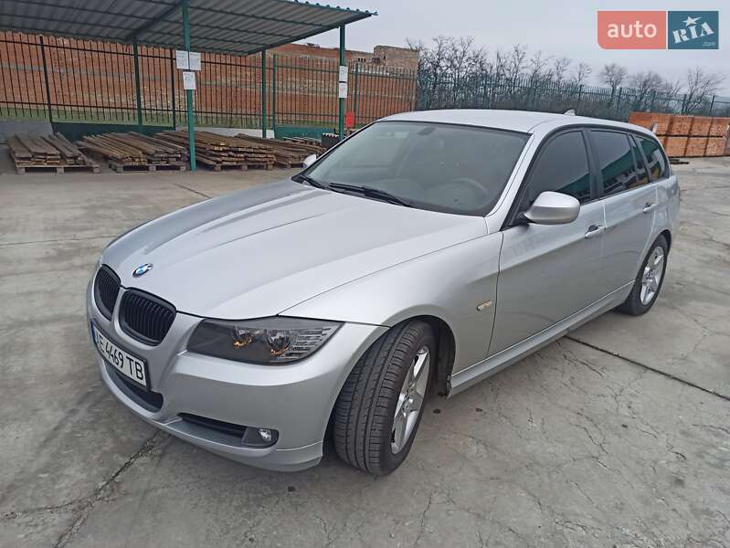 BMW 3 Series 2009