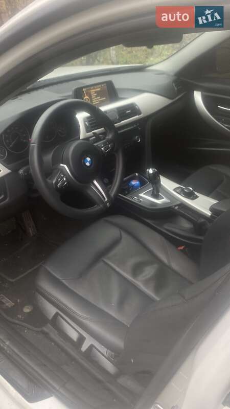 Седан BMW 3 Series 2013 в Кам'янці-Бузькій фото 12 Седан BMW 3 Series 2013 в Кам'янці-Бузькій