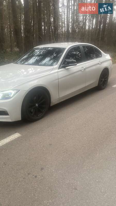 Седан BMW 3 Series 2013 в Кам'янці-Бузькій фото 10 Седан BMW 3 Series 2013 в Кам'янці-Бузькій