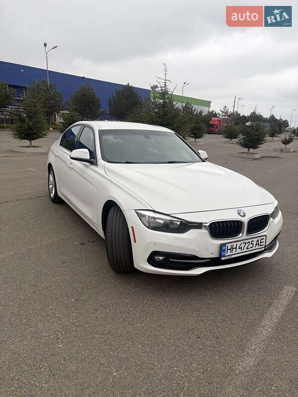 Седан BMW 3 Series 2017 в Одессе