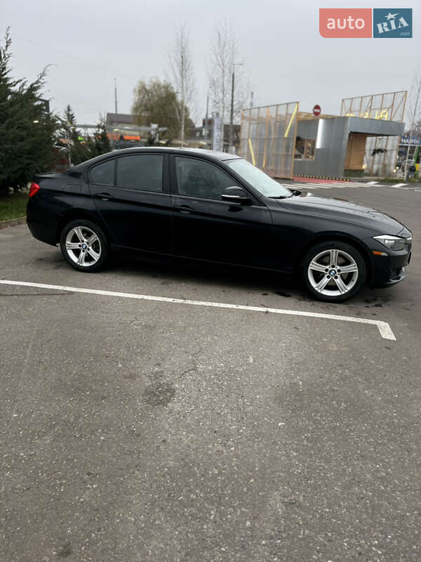 Седан BMW 3 Series 2014 в Литине