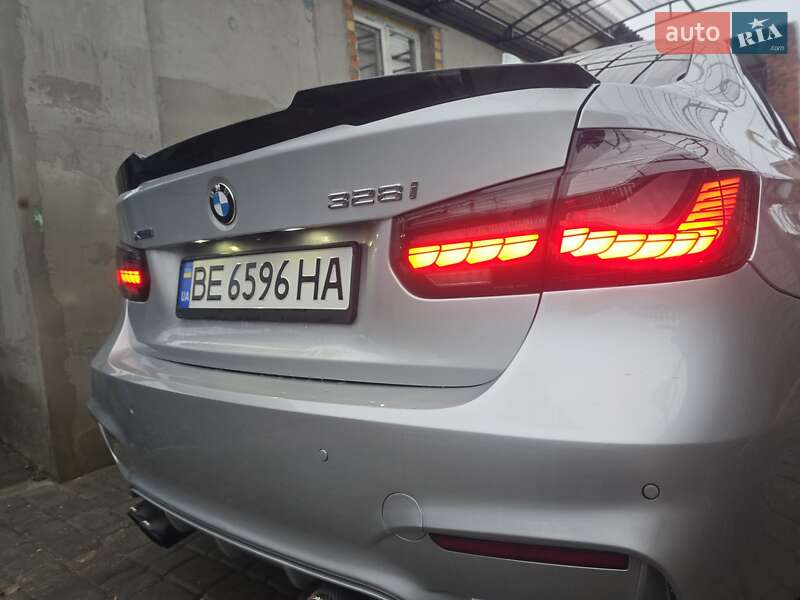Седан BMW 3 Series 2016 в Первомайську фото 20 Седан BMW 3 Series 2016 в Первомайську