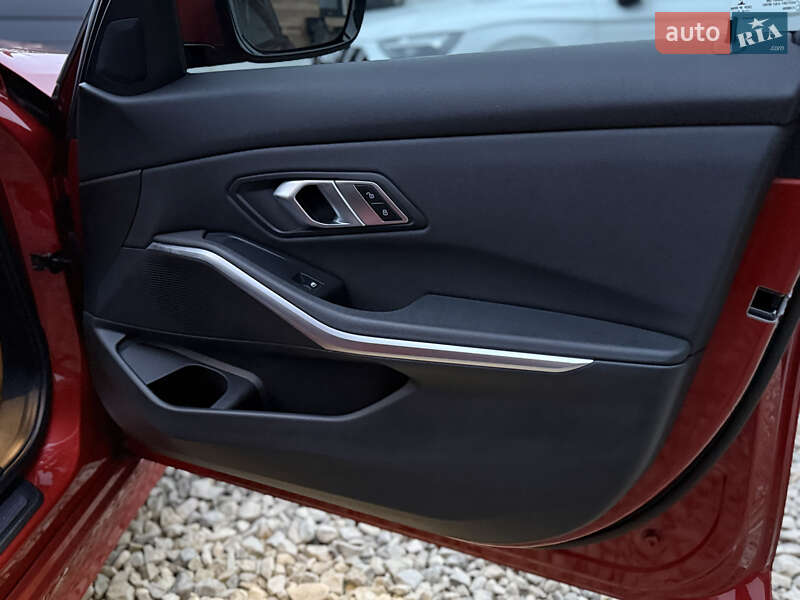 Седан BMW 3 Series 2021 в Стрию фото 58 Седан BMW 3 Series 2021 в Стрию