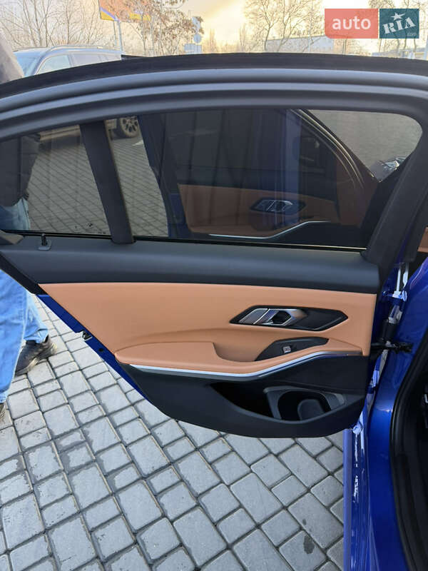 Седан BMW 3 Series 2022 в Одесі