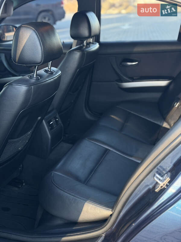 Седан BMW 3 Series 2010 в Виннице фото 17 Седан BMW 3 Series 2010 в Виннице