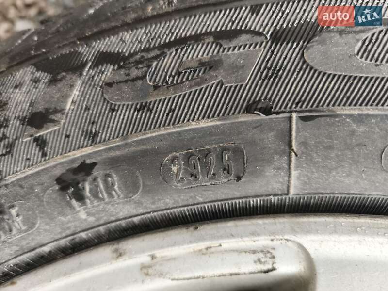 Седан BMW 3 Series 2004 в Звягеле