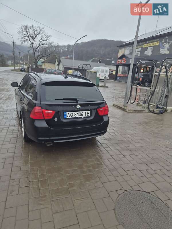 Универсал BMW 3 Series 2011 в Ужгороде
