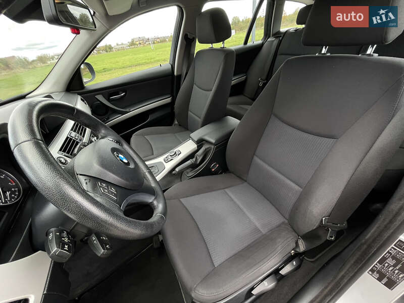 Універсал BMW 3 Series 2010 в Рівному