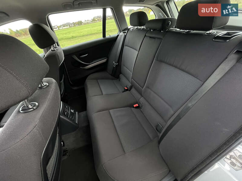 Універсал BMW 3 Series 2010 в Рівному