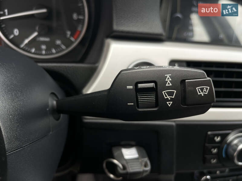 Універсал BMW 3 Series 2010 в Рівному