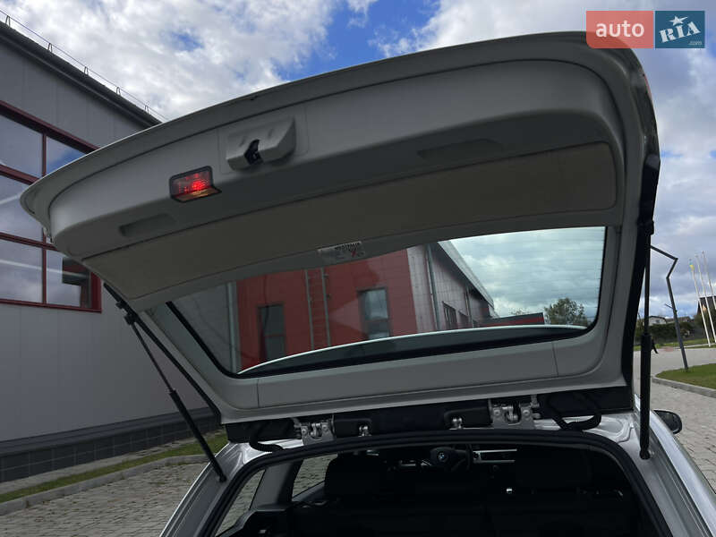 Універсал BMW 3 Series 2010 в Рівному