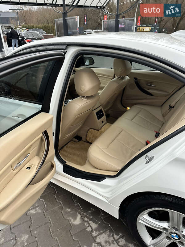 Седан BMW 3 Series 2014 в Хмельницькому